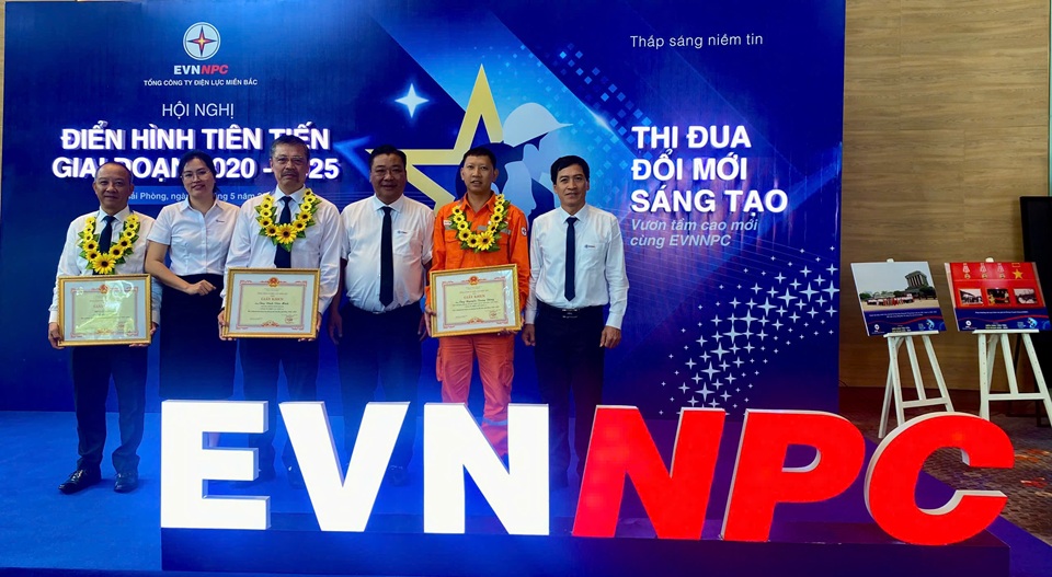 Vinh danh tập thể, cá nhân điển hình tiên tiến - Niềm tự hào của PC Sơn La
